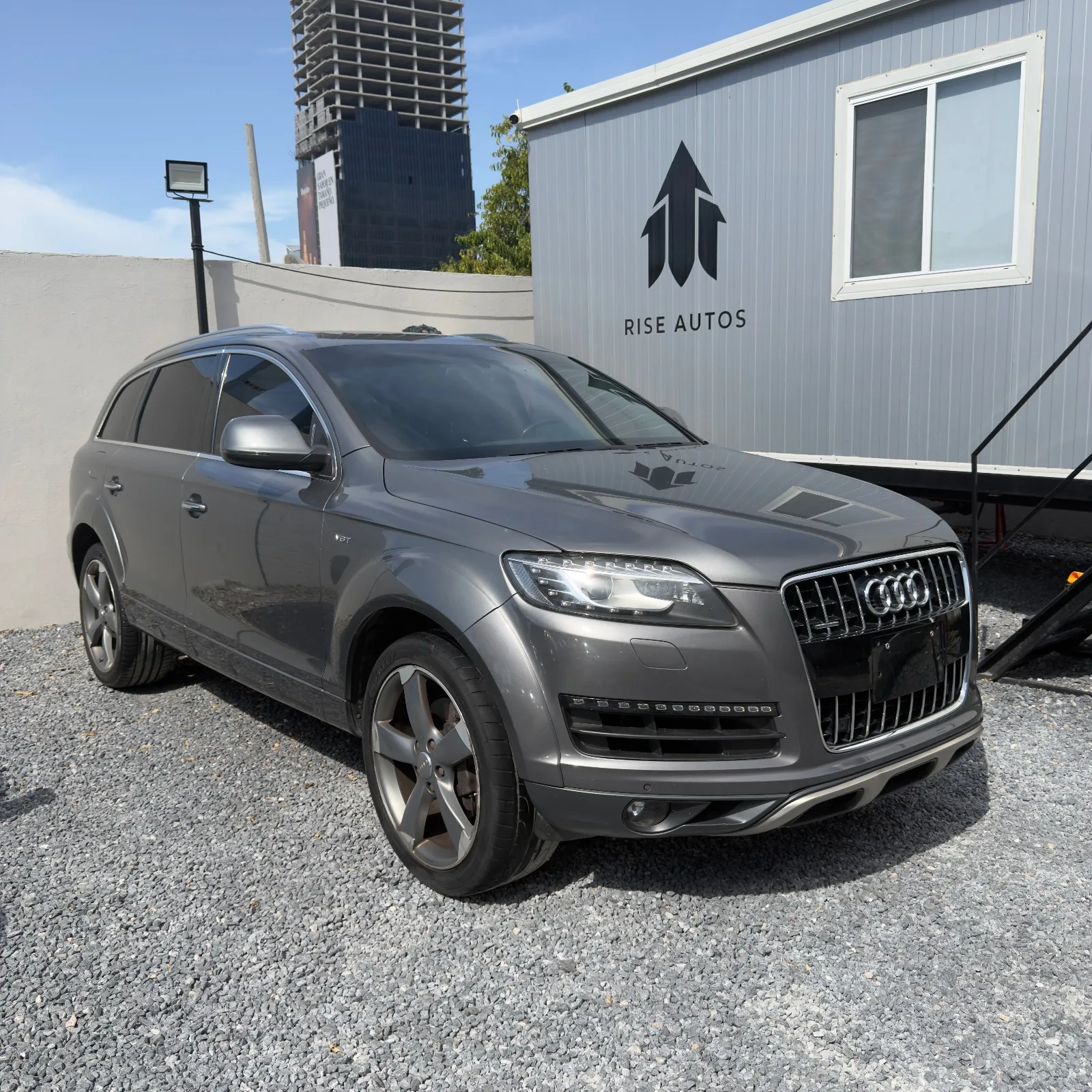 Audi Q7 2015 — foto 1 de 20