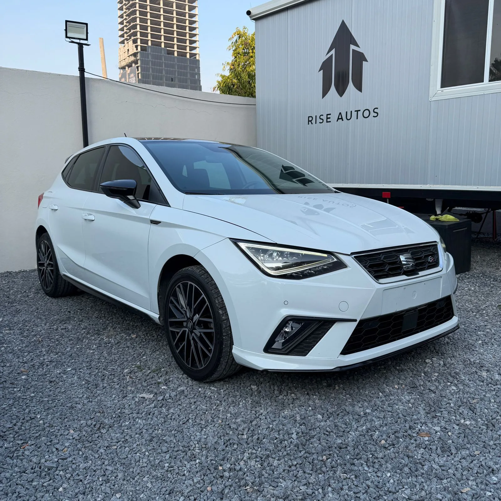 Seat Ibiza 2021 — foto 1 de 19