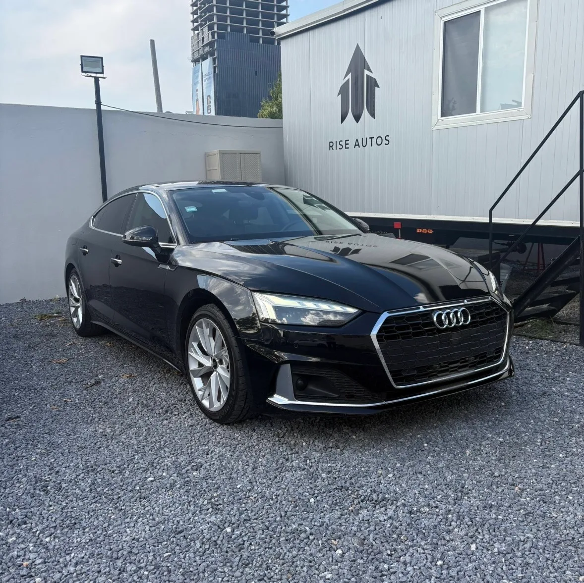 Audi A5 2022 — foto 1 de 19