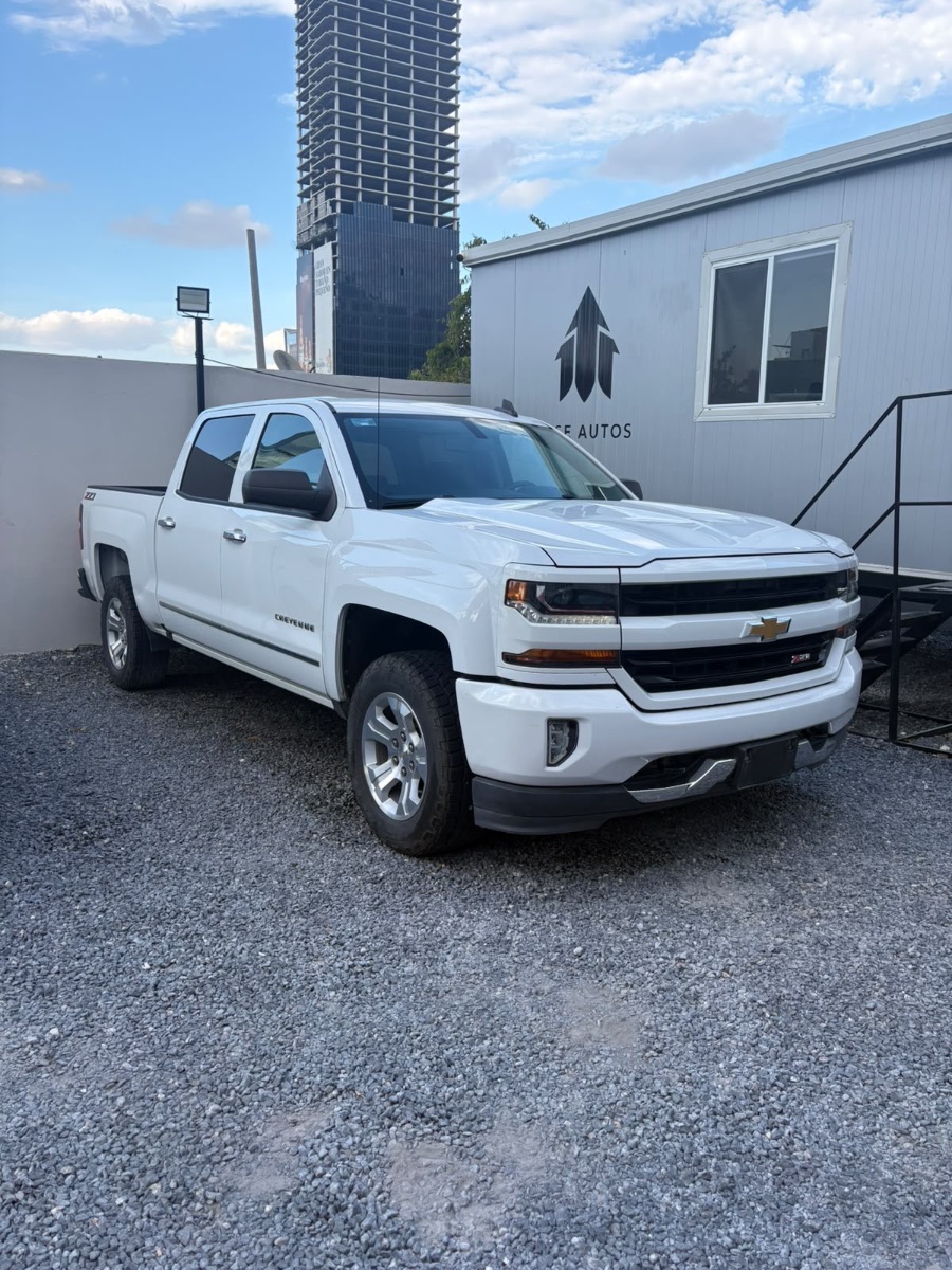 Chevrolet Cheyenne 2018